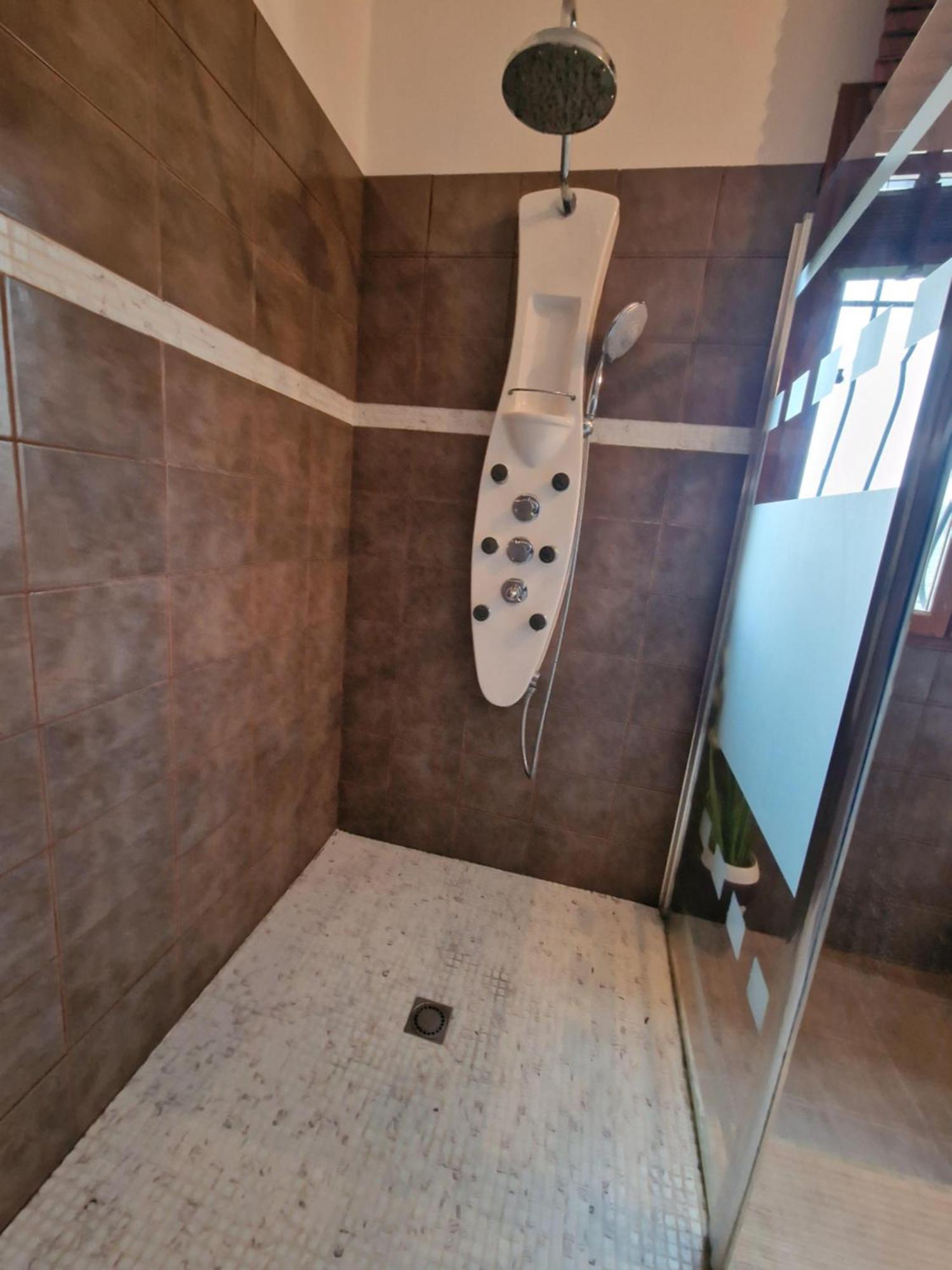 Appartement Domaine Des Rigaud à Garchizy Extérieur photo